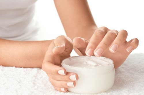PHENOXYETHANOL LÀ GÌ? TÍNH CHẤT, CÔNG DỤNG, ỨNG DỤNG, LƯU Ý KHI SỬ DỤNG, CÁCH SẢN XUẤT VÀ NƠI CUNG CẤP PHENOXYETHANOL CHẤT LƯỢNG