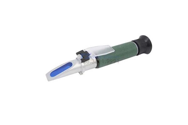 Khúc xạ kế MT-032ATC có thiết kế đơn giản và tiện lợi