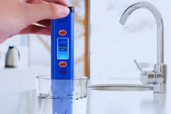 Tuân theo những hướng dẫn sau để sử dụng máy đo độ dẫn điện EC một cách chính xác và hiệu quả