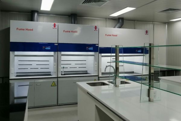 Cách sử dụng và bảo quản tủ hút khí độc