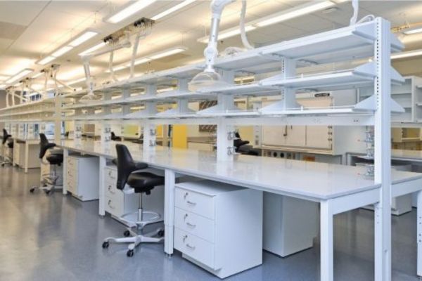Tìm hiểu bàn thí nghiệm là gì?